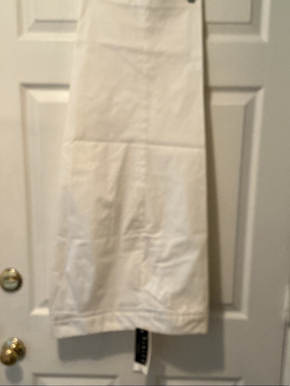 Finity White Capris